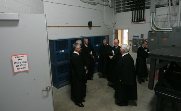 040815dm-iowa-supreme-court-14